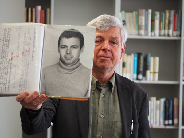 Am 13. Februar sprach Gilbert Furian vor den 10. Jahrgangsstufen
