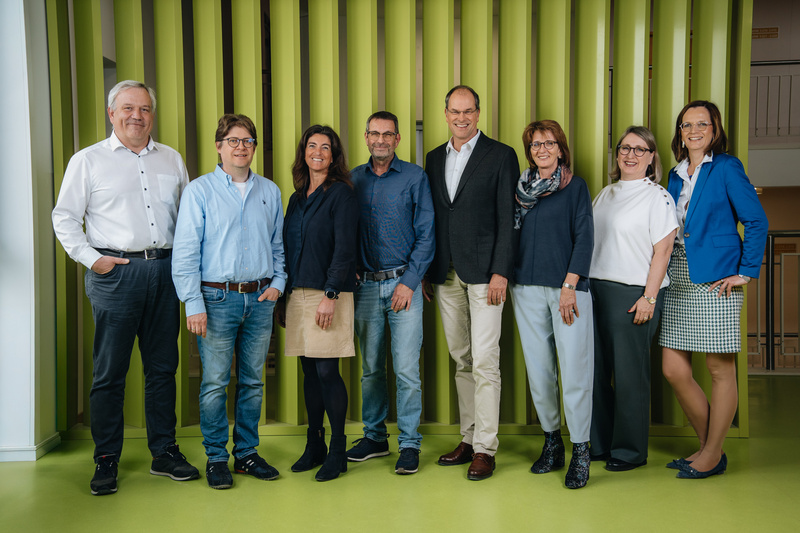 Gruppenfoto Schulleitung Hans Leinberger Gymnasium